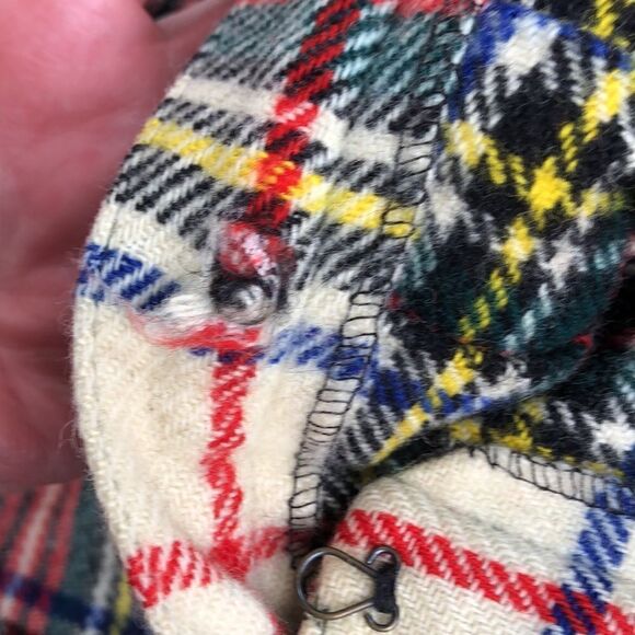 ✨VINTAGE✨ Plaid Women's Skirt with Buckle Detail - Picture 6 of 14